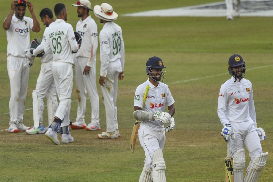 Sri Lanka makes steady progress against Bangladesh's 541