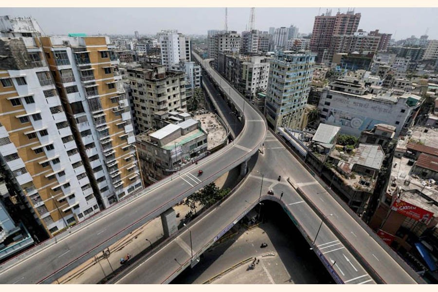 Aerial photo taken on April 14, 2021 shows empty roads amid a strict lockdown to curb the spread of Covid-19 in Dhaka    —Xinhua photo