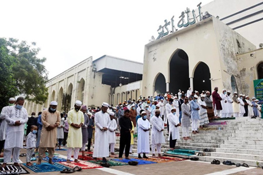 Five Eid jamaats to be held at National Mosque from 7am