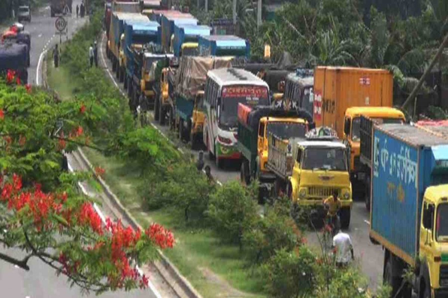 12km tailback on Dhaka-Aricha highway
