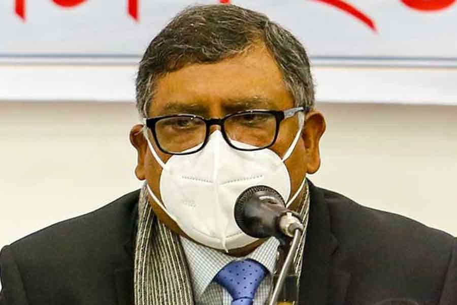 যদি আপনার হাতে ভ্যাকসিন না থাকে, তাহলে লকডাউনই একমাত্র উপায়: স্বাস্থ্যমন্ত্রী