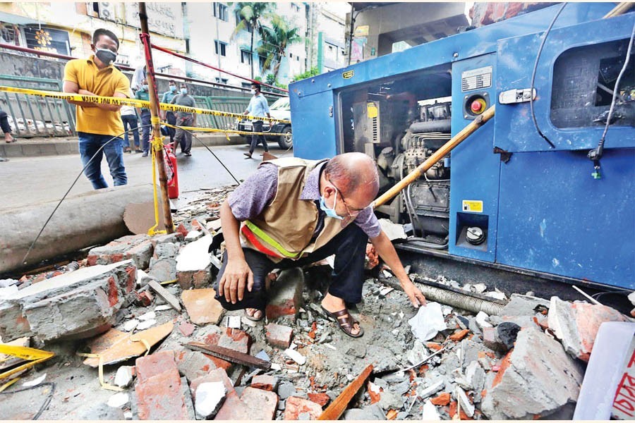 Gas leaks detected at Moghbazar blast site
