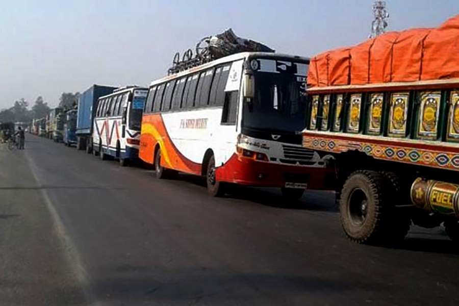 Dhaka looks deserted but huge rush on highways