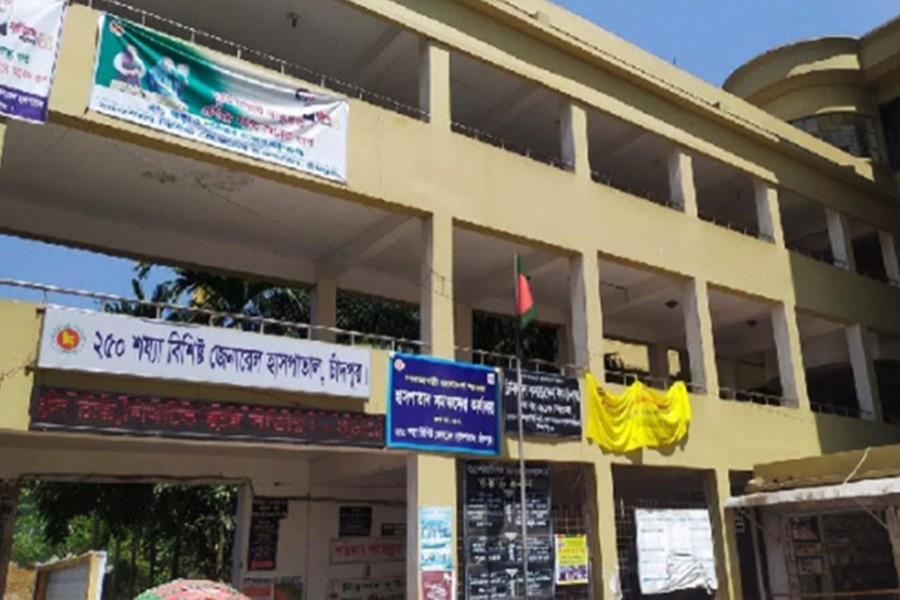 Covid-19 patient ‘attempts suicide’ in Chandpur
