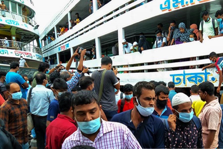 ‘সুযোগে পেয়ে’ অন্যরাও ফিরছেন ঢাকায়