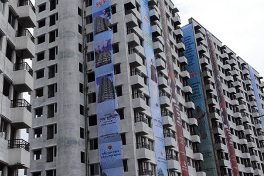 PM hands over 300 flats among low-income families