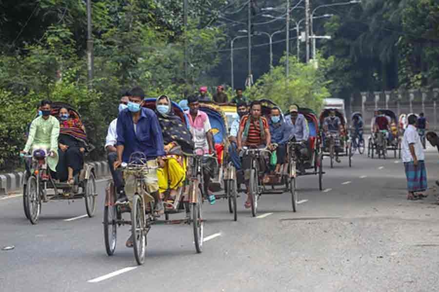 Dhaka inches closer to normalcy despite lockdown