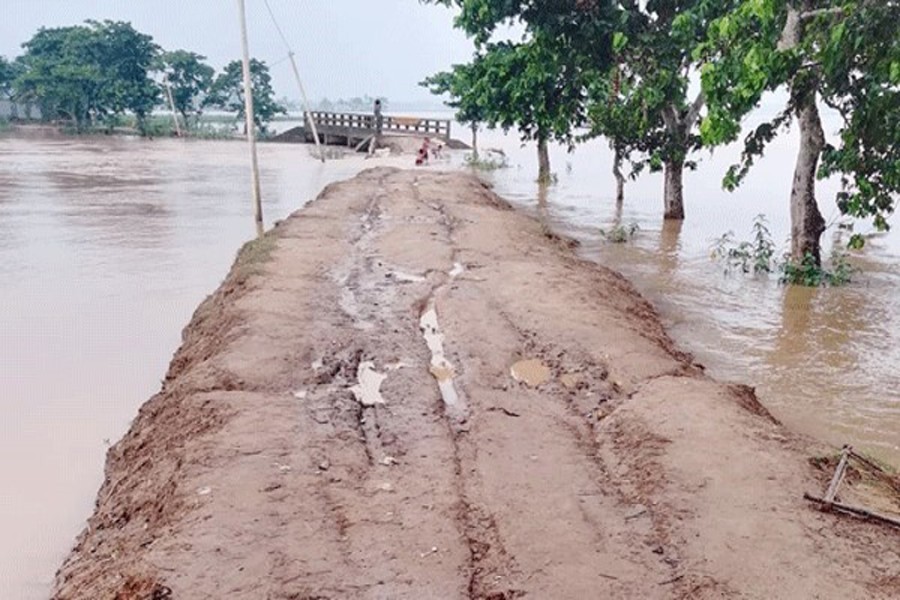 Photo shows the incomplete Tahirpur-Badaghat road in Sunamganj — FE Photo