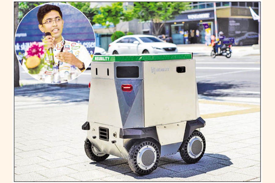 The food-delivery robot devised by Neubility; Labib (inset), a              co-founder of the South Korea-based company