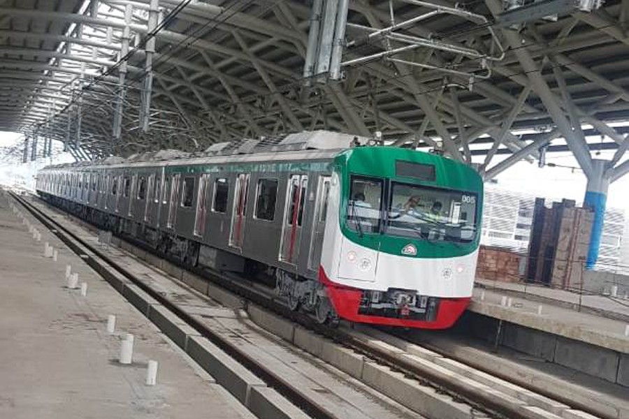 Formal test run of metro rail kicks off