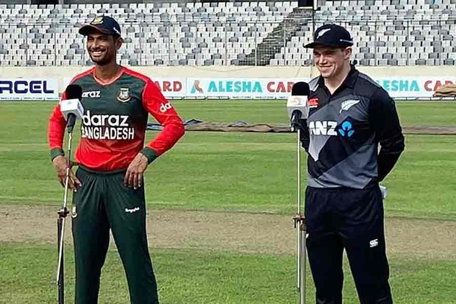 New Zealand win toss, opt to bat first in T20I series opener