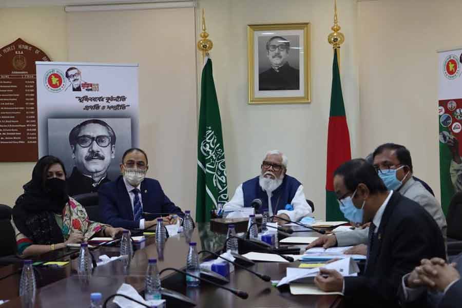 Bangladesh seeks duty-free access for 137 products to Saudi Arabia