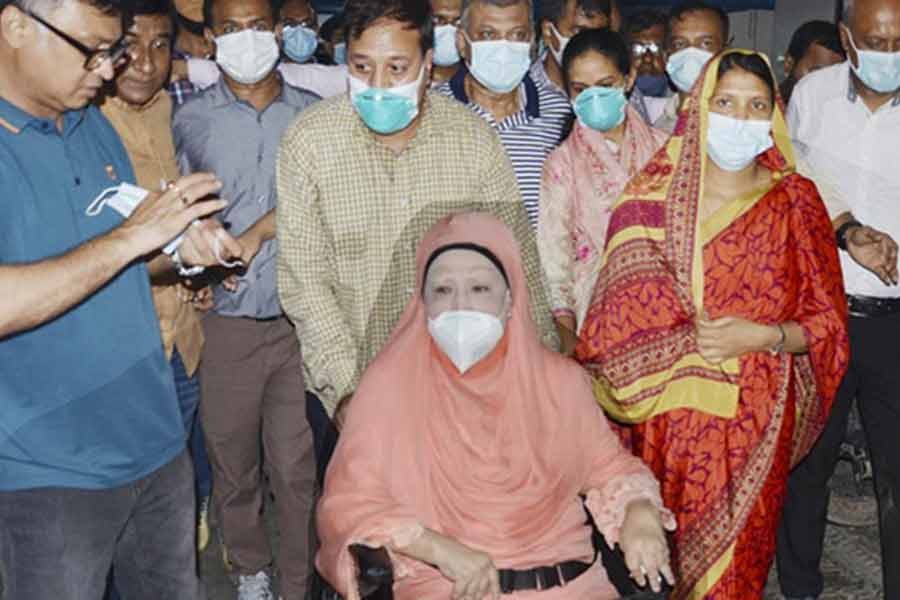 Khaleda Zia admitted to Evercare Hospital again