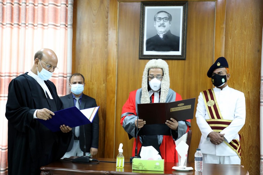 Nine HC judges take oaths