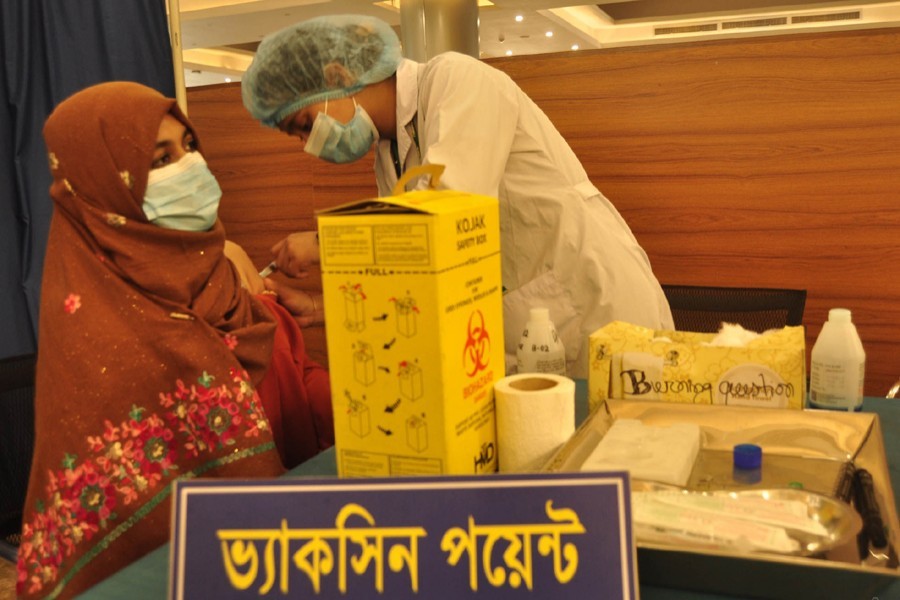 Over 40m people in Bangladesh receive at least one dose of Covid-19 vaccine