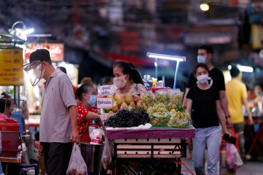 Heirs step up as Covid-19 deaths rock Bangkok's famous street-food stalls
