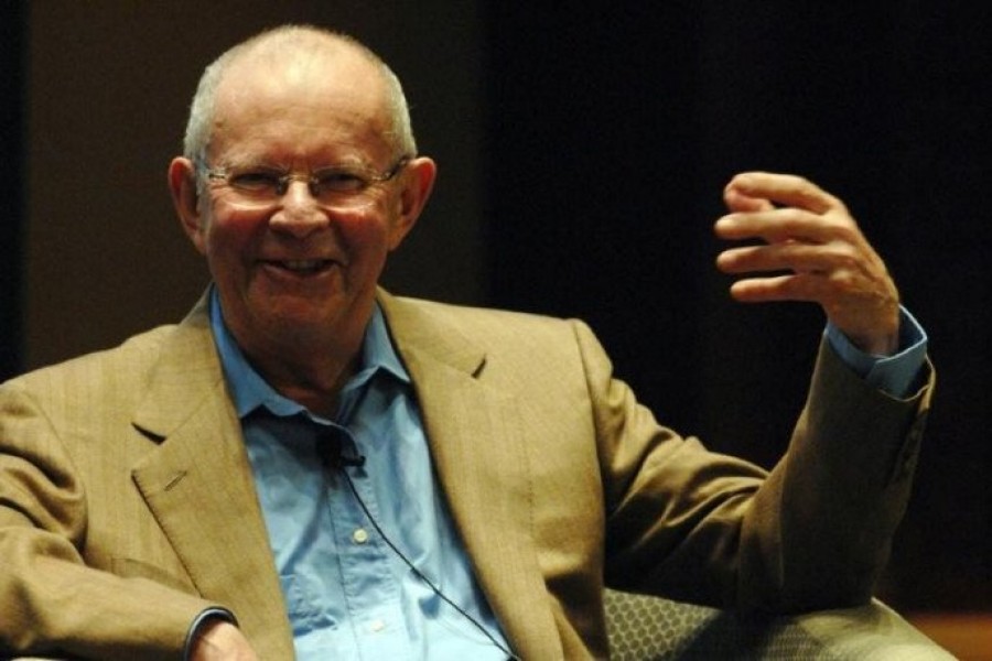 Popular Zambian-born author Wilbur Smith dies