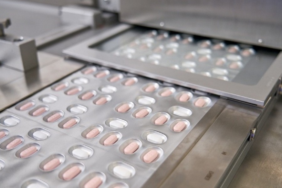 Pfizer signs $5.3b COVID-19 pill deal with US govt
