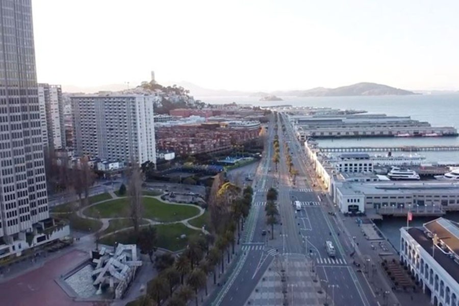 An aerial view from a drone shows virtually deserted streets during a lockdown to prevent the spread of the coronavirus disease (COVID-19) in San Francisco, California, US, Apr 7, 2020 in this screen grab obtained from social media video on Apr 10, 2020. Karlyle Smith/ REUTERS