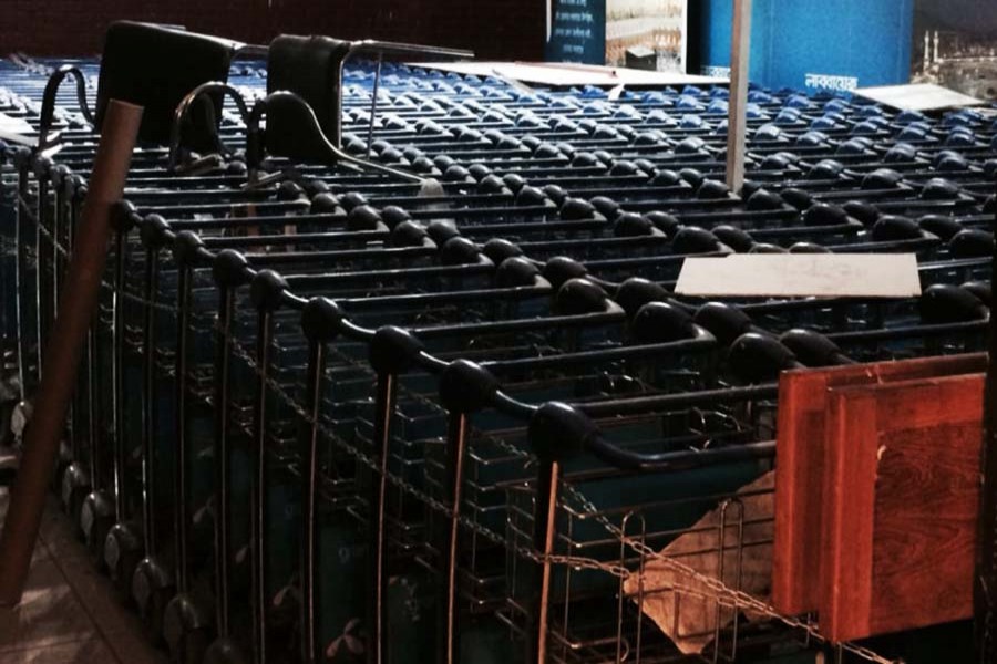 Dhaka airport to get 2,500 new luggage trolleys