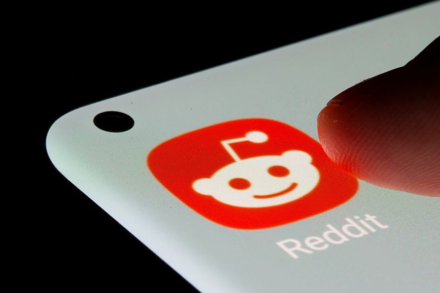 Reddit files to go public