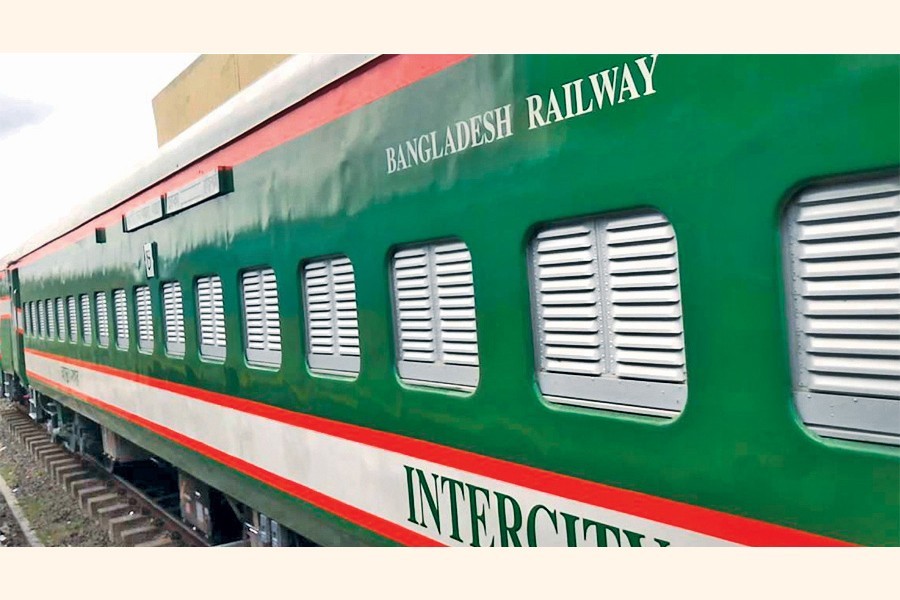 Bangladesh buys 580 train wagons from China