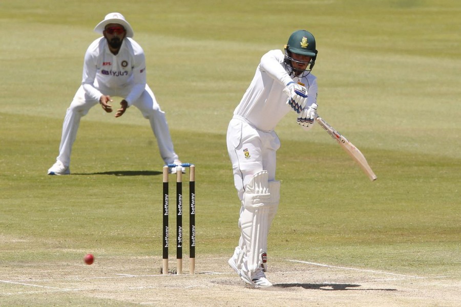 Cricket - First Test - South Africa v India - SuperSport Park Cricket Stadium, Pretoria, South Africa - December 30, 2021 South Africa's Quinton de Kock in action REUTERS/Rogan Ward