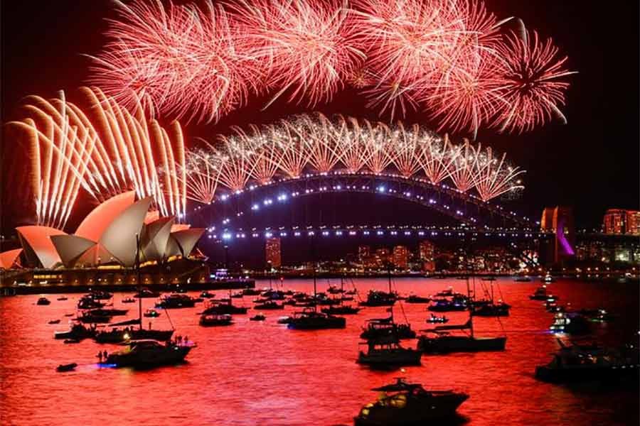 Fireworks exploding over Sydney Harbour during New Year's Eve celebrations in Sydney of Australia on Friday -Reuters photo