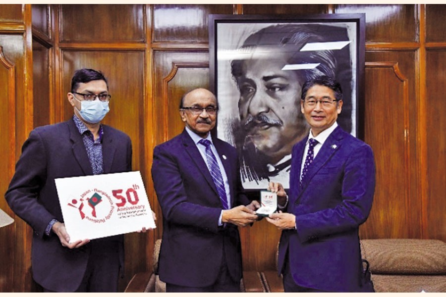 Japan presents commemorative coins to Bangladesh Bank