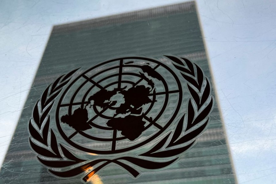 The United Nations headquarters building is pictured with a UN logo in the Manhattan borough of New York City. REUTERS/Carlo Allegri