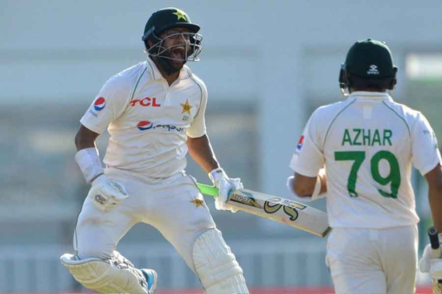 Azhar Ali, Imam power Pakistan to 302 for one against Australia