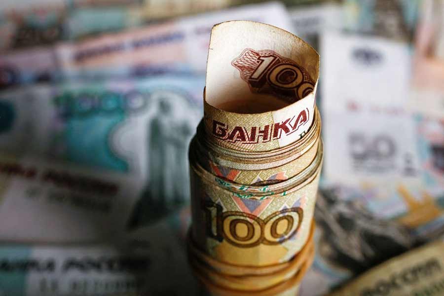 Russia warns it would pay foreign currency debt in roubles due to sanctions