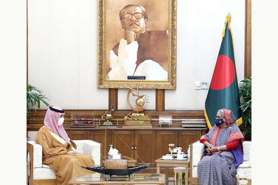 PM seeks Saudi Arabian investment on a larger scale