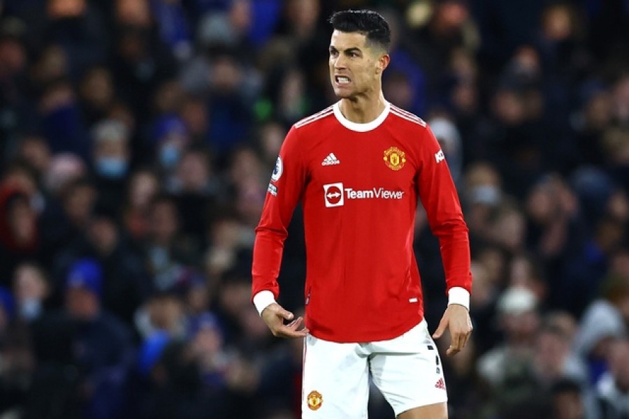 Ronaldo apologises after mobile phone incident following Man United loss