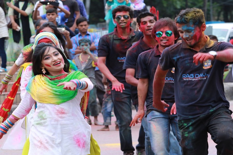 HC orders to stop vulgar activities in name of 'Rag Day'