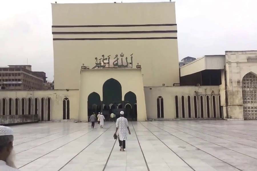 Baitul Mukarram to hold five Eid congregations from 7 am
