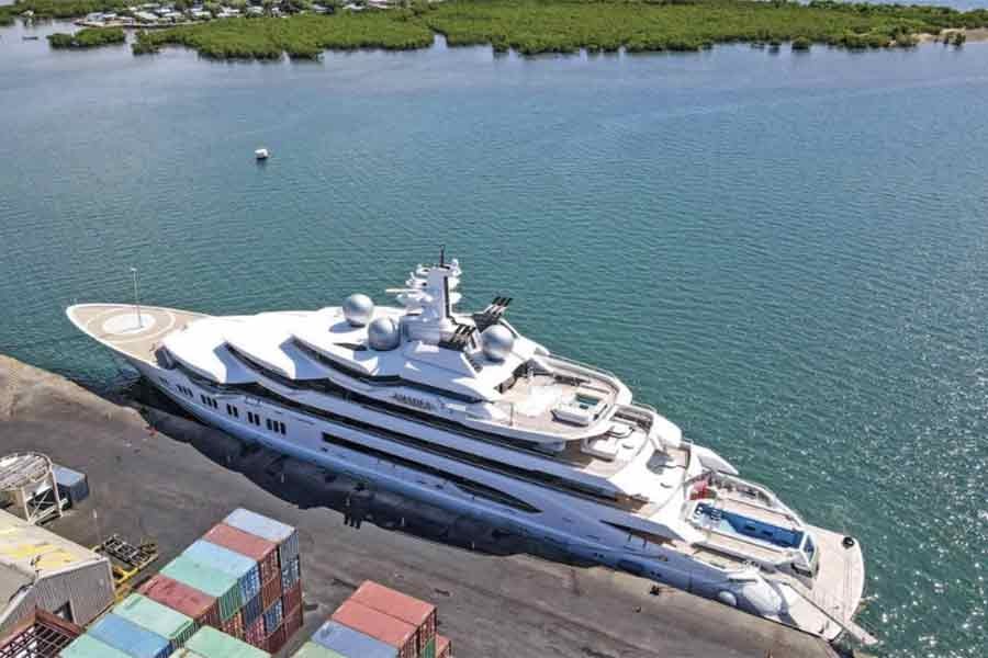 Fiji court rules United States can seize Russian superyacht