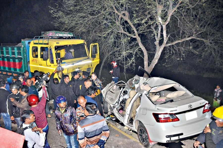 2,062 people killed, 11,945 injured in different accidents in FY21