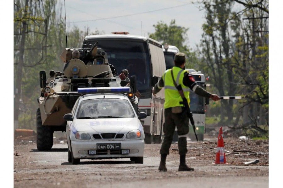 Fears for Mariupol defenders after surrender to Russia