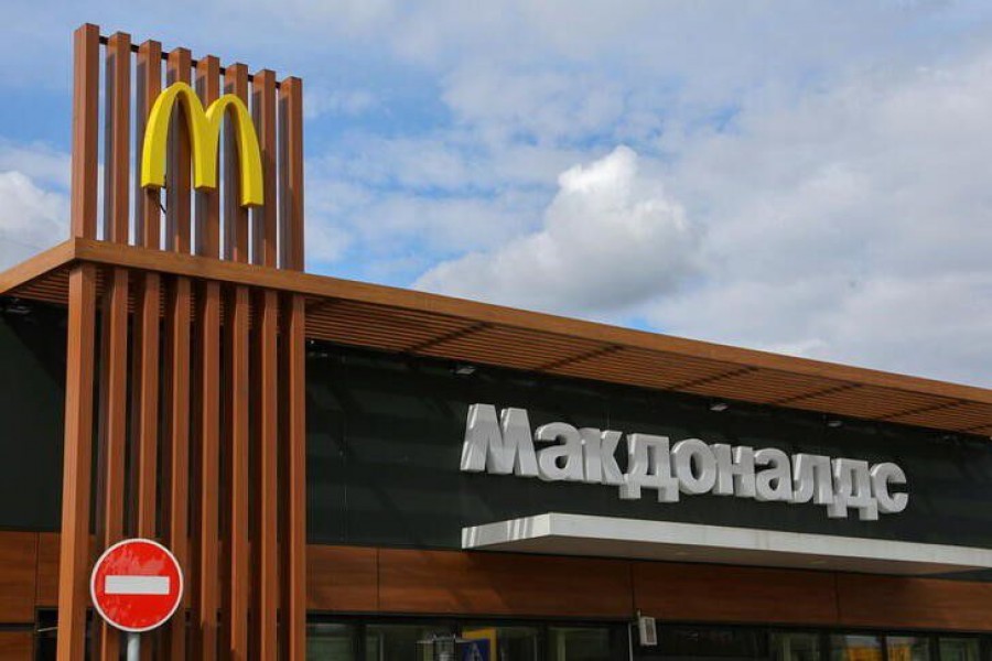 A view shows a closed McDonald's restaurant in Moscow, Russia May 16, 2022. REUTERS/Evgenia Novozhenina