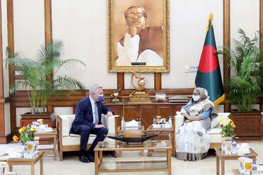 Uncertainty over repatriation may push Rohingya refugees towards crimes: PM
