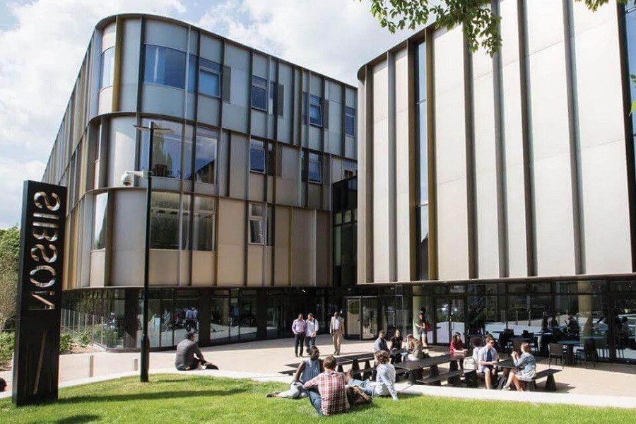 Merit Scholarship for marketing students at the University of Kent