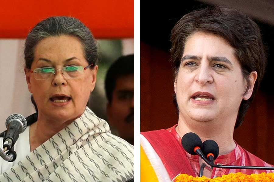 Sonia Gandhi, Priyanka Gandhi test positive for Covid-19