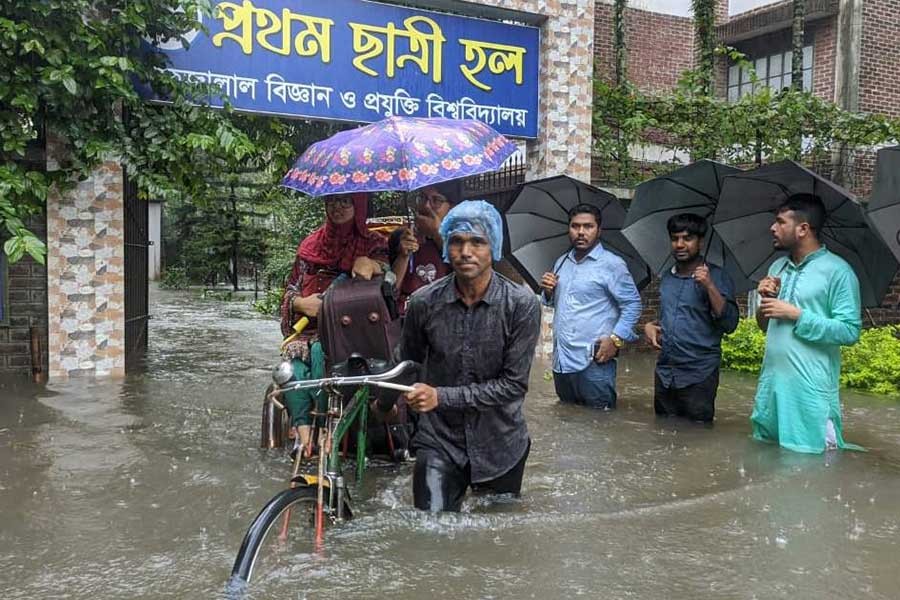 Flood situation may worsen further, 290 educational institutes suspend classes