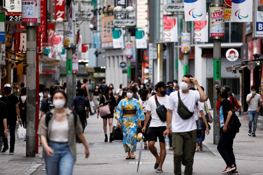 Japan urges 37 million people to switch off lights