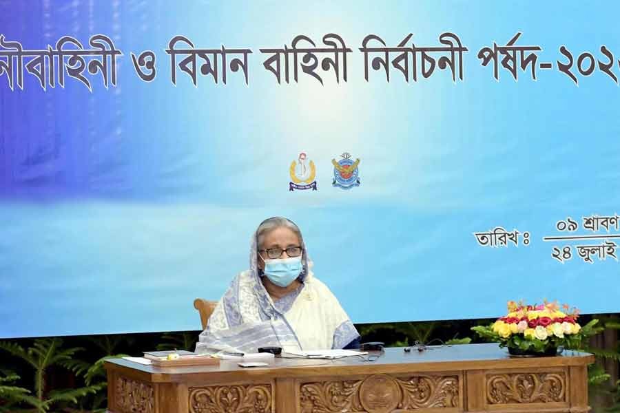 PM directs armed forces to promote patriotic, competent officers