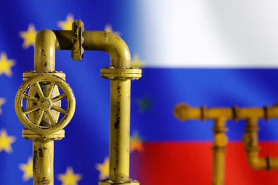 Europe agrees compromise gas curbs as Russia reduces supply