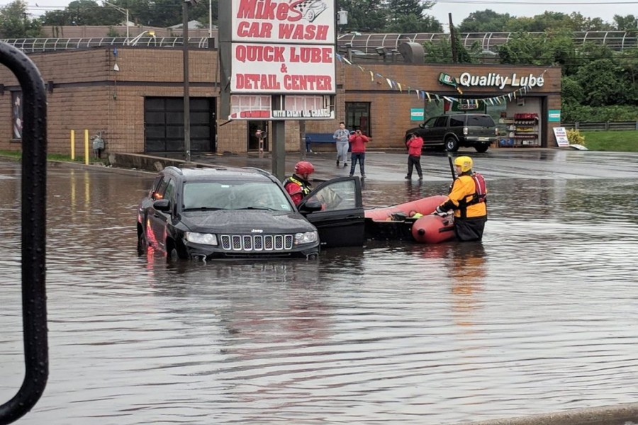 US flood death toll reaches 25