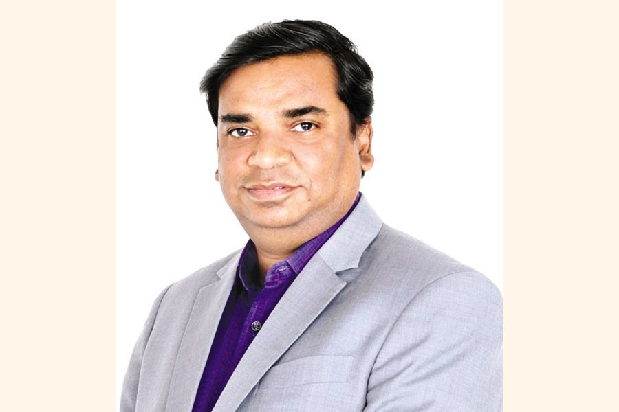 'Print media must innovate business model to boost ad revenue'