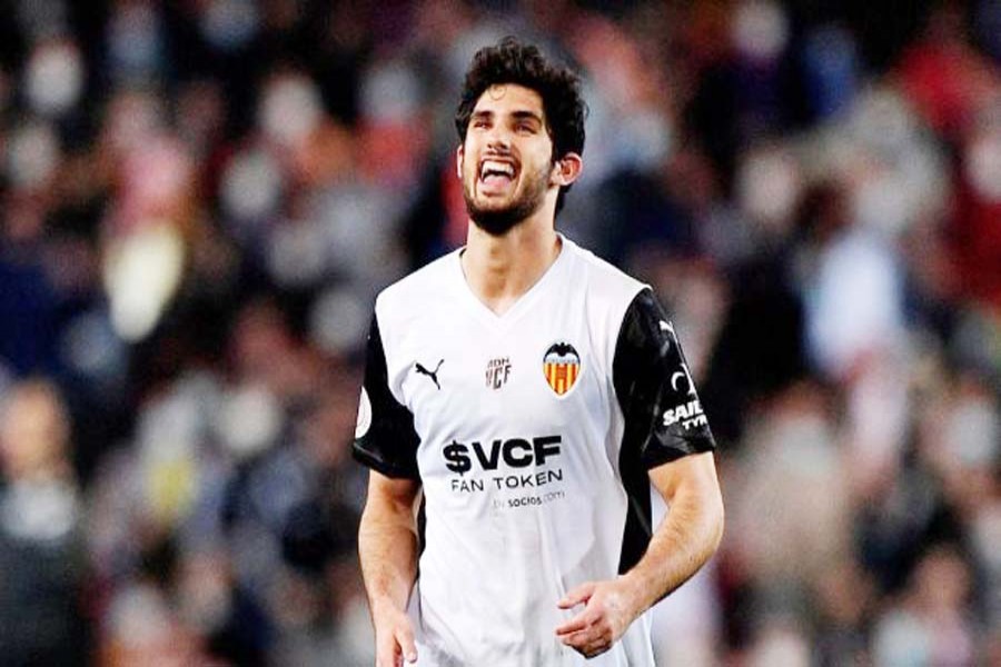 Portugal's Guedes joins Wolves from Valencia